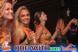 Muito agito no primeiro dia do Bloco CarnaPorco no Tex Mex 78