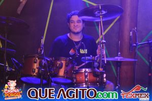 Muito agito no primeiro dia do Bloco CarnaPorco no Tex Mex 164