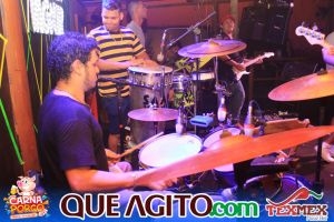 Muito agito no primeiro dia do Bloco CarnaPorco no Tex Mex 115