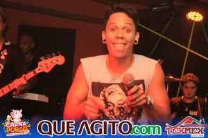 Muito agito no primeiro dia do Bloco CarnaPorco no Tex Mex 61