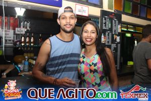 Muito agito no primeiro dia do Bloco CarnaPorco no Tex Mex 117