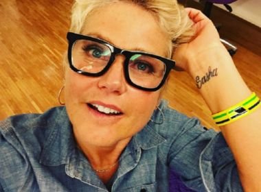 Xuxa faz transmissão ao vivo em Instagram e é chama de 'velha' por seguidora 5