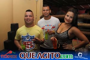 Arraial D’ajuda: Show de Sinho Ferrary ferveu o Tex Mex 70