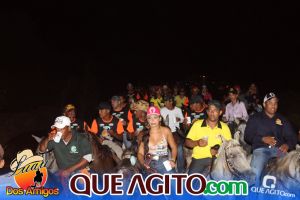 Carlos Aguiar e Yara Silva contagiam publico no Luau dos Amigos 81