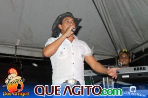 Carlos Aguiar e Yara Silva contagiam publico no Luau dos Amigos 87