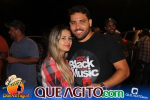 Carlos Aguiar e Yara Silva contagiam publico no Luau dos Amigos 212