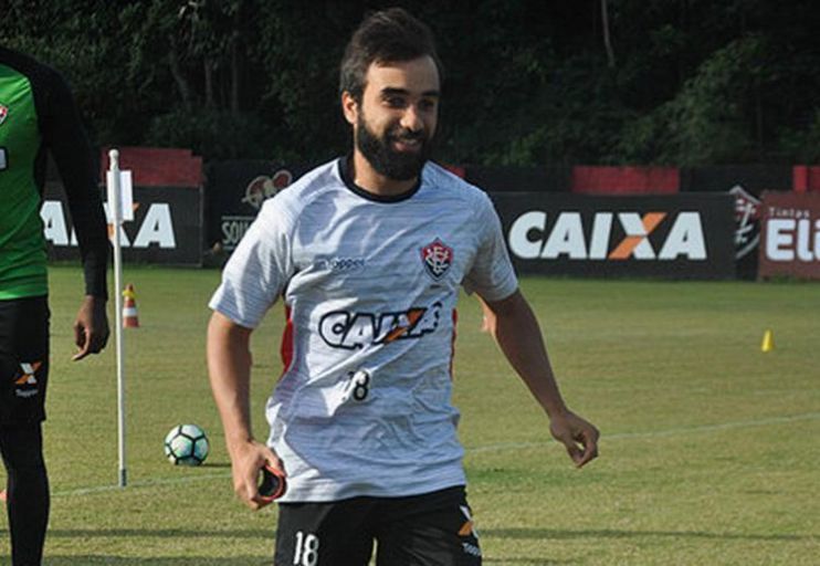 Gabriel Xavier recebe proposta e pode trocar Vitória por time japonês 9