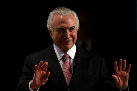 Temer afirma que não vai tolerar os que querem paralisar o Brasil 8