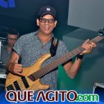 Eunápolis: Leandro Campeche agita tarde de domingo no Drink & Cia 37