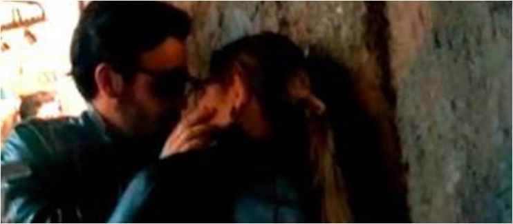 Marília Mendonça é flagrada beijando ator comprometido; Veja vídeo 11