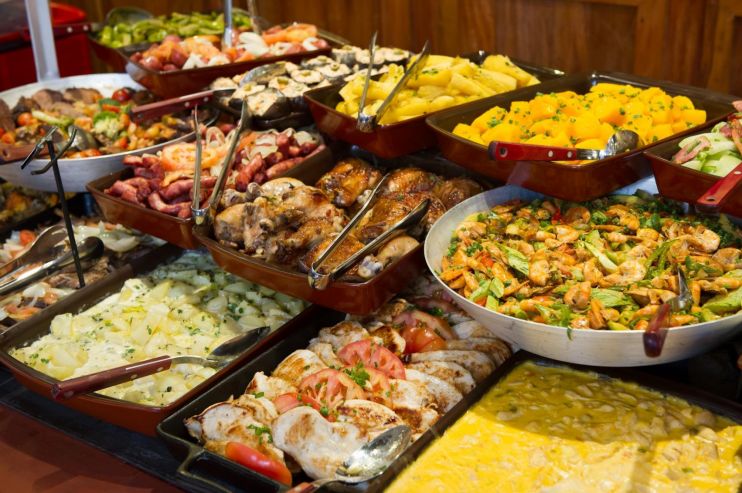 Restaurantes serão obrigados a informar valor calórico das refeições 100