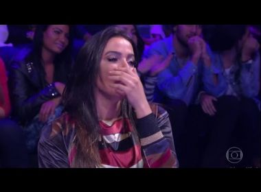 Anitta se entristece com fã que a criticou por contratar deficientes físicos: 'É de chorar’ 11