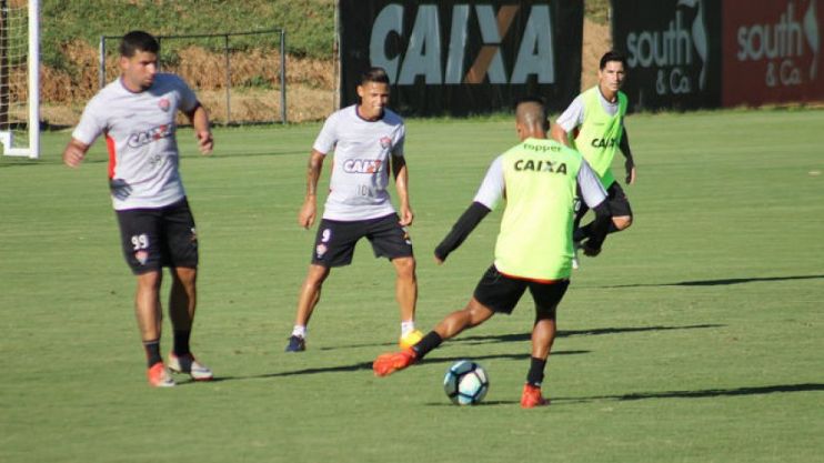 Sem David, Vitória inicia preparação para 'decisão' com o Flamengo 4