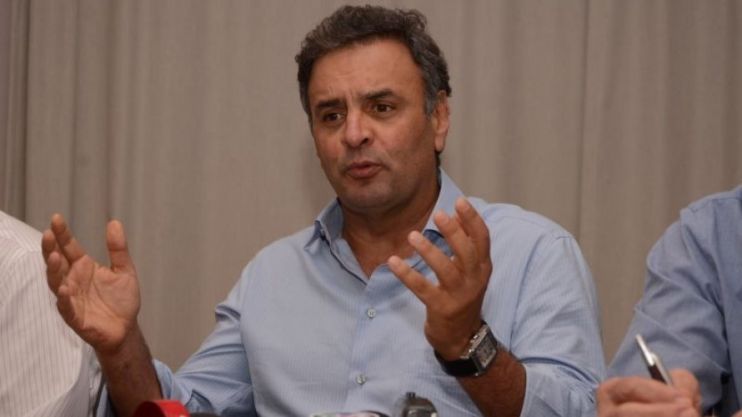 Aécio usou celular em nome de laranjas para ligações sigilosas, aponta PF 4