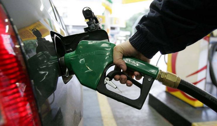 Petrobras anuncia alta na gasolina e preço sobe 7% em dois dias 7