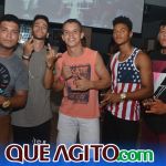 Trem Bala e Sinho Ferrary agitam o domingão no Drink & Cia 103