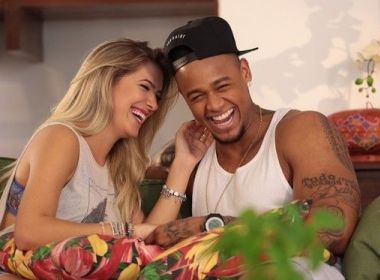Após retorno, Léo Santana comemora 1 ano com Lore: ‘Te amarei até ficarmos velhinhos’ 13
