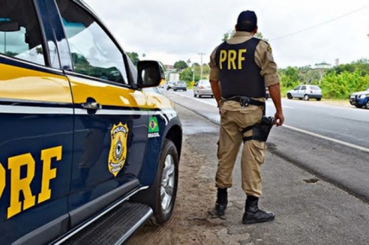 Estradas federais terão fiscalização reforçada a partir de sexta-feira Estradas federais terão fiscalização reforçada a partir de sexta-feira 8