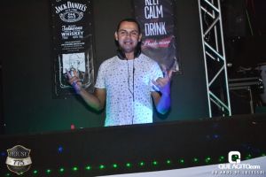 Noite de sexta muito contagiante na House 775 com Sinho Ferrary 71