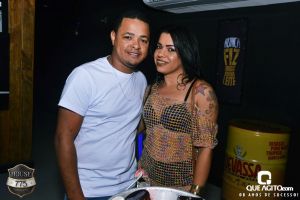 Noite de sexta muito contagiante na House 775 com Sinho Ferrary 55