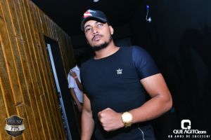 Noite de sexta muito contagiante na House 775 com Sinho Ferrary 129