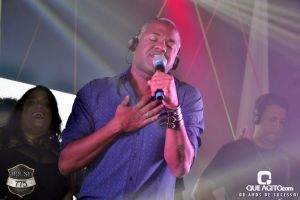 Noite de sexta muito contagiante na House 775 com Sinho Ferrary 103