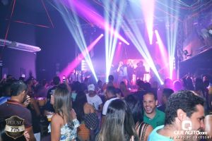 Noite de sexta muito contagiante na House 775 com Sinho Ferrary 24