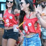 Bloco CarnaPorco ferveu Arraial d’Ajuda neste sábado de Carnaval 293