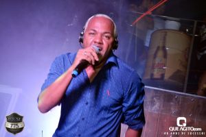 Noite de sexta muito contagiante na House 775 com Sinho Ferrary 78