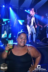 Noite de sexta muito contagiante na House 775 com Sinho Ferrary 101