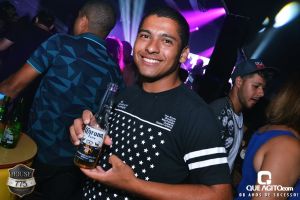 Noite de sexta muito contagiante na House 775 com Sinho Ferrary 79