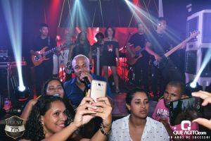Noite de sexta muito contagiante na House 775 com Sinho Ferrary 120