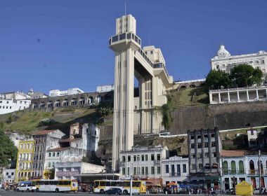 Prefeitura desembolsa R$ 273 mil para manutenção do Elevador Lacerda Prefeitura desembolsa R$ 273 mil para manutenção do Elevador Lacerda 169