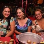 Jullyana Amorim e Petra movimentam o Sabadão do Divas Bar 60