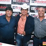 Muita música brega com Edmilson Batista na primeira noite do 5º Fest Vinhático 66