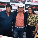 Muita música brega com Edmilson Batista na primeira noite do 5º Fest Vinhático 16