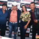 Muita música brega com Edmilson Batista na primeira noite do 5º Fest Vinhático 17