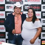 Muita música brega com Edmilson Batista na primeira noite do 5º Fest Vinhático 78