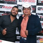 Muita música brega com Edmilson Batista na primeira noite do 5º Fest Vinhático 96