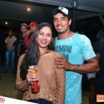 Muita música brega com Edmilson Batista na primeira noite do 5º Fest Vinhático 97