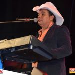 Muita música brega com Edmilson Batista na primeira noite do 5º Fest Vinhático 99