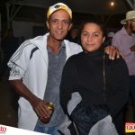 Muita música brega com Edmilson Batista na primeira noite do 5º Fest Vinhático 7