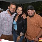 Muita música brega com Edmilson Batista na primeira noite do 5º Fest Vinhático 52