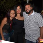 Muita música brega com Edmilson Batista na primeira noite do 5º Fest Vinhático 77