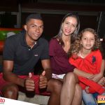 Muita música brega com Edmilson Batista na primeira noite do 5º Fest Vinhático 56