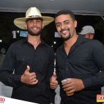 Milhares de foliões se divertem ao som de João Lucas & Diogo no 5º Fest Vinhático 40