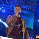 Milhares de foliões se divertem ao som de João Lucas & Diogo no 5º Fest Vinhático 19