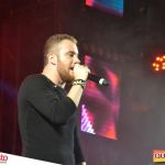 Milhares de foliões se divertem ao som de João Lucas & Diogo no 5º Fest Vinhático 30