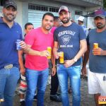 Devinho Novaes leva milhares de foliões ao delírio na 29ª Festa do Cavalo 85