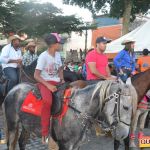 Devinho Novaes leva milhares de foliões ao delírio na 29ª Festa do Cavalo 999